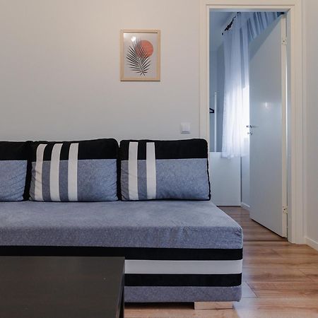 Posti Guesthouse Rakvere Exteriör bild