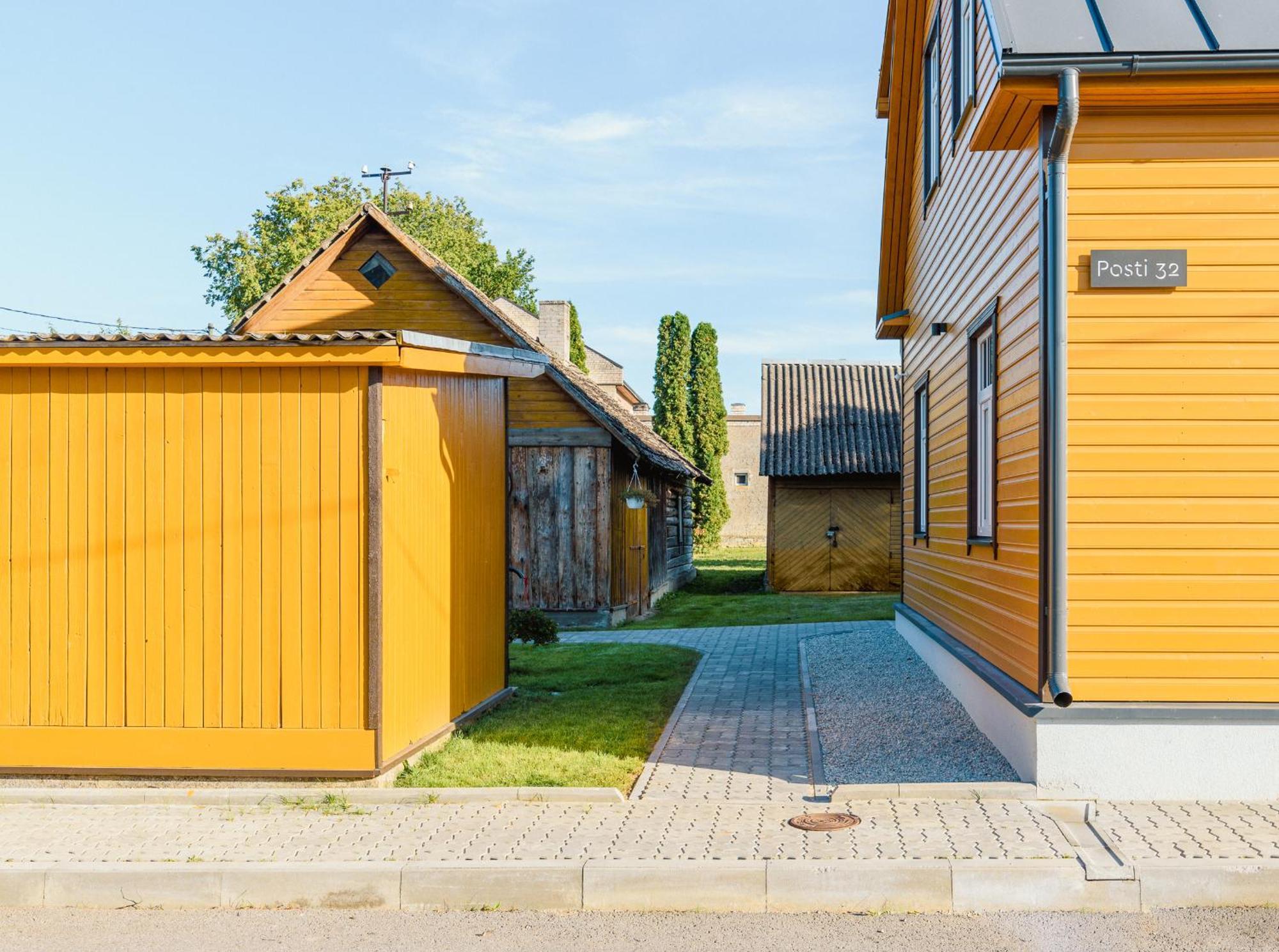 Posti Guesthouse Rakvere Exteriör bild