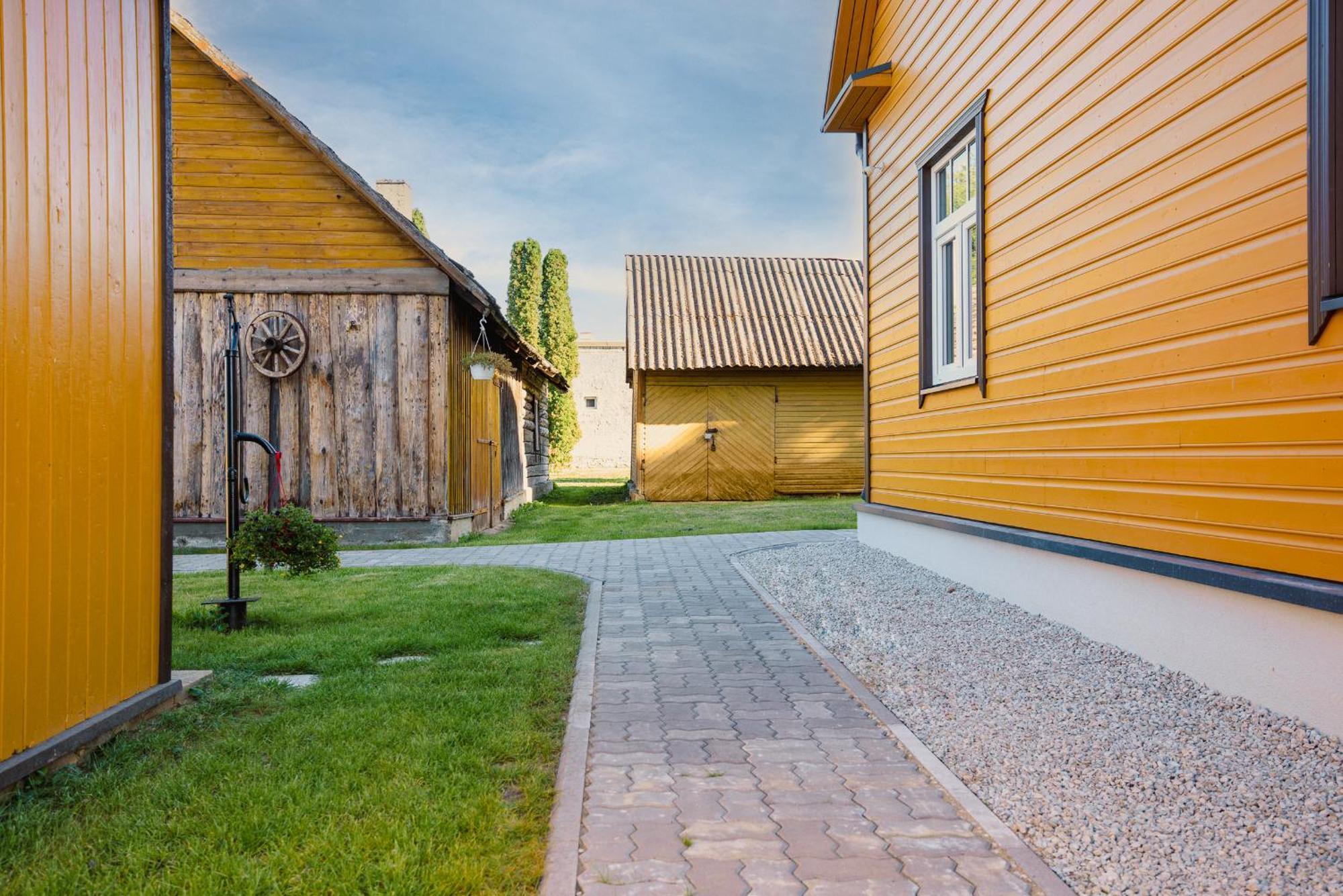 Posti Guesthouse Rakvere Exteriör bild