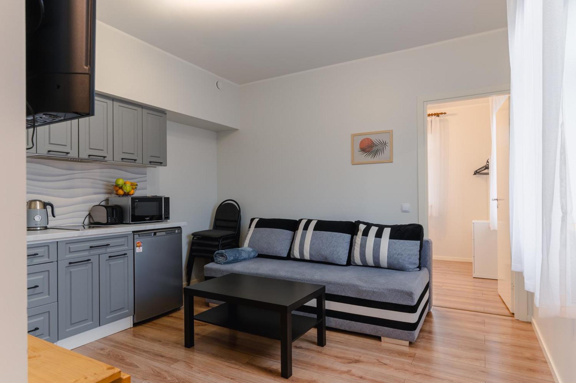 Posti Guesthouse Rakvere Exteriör bild