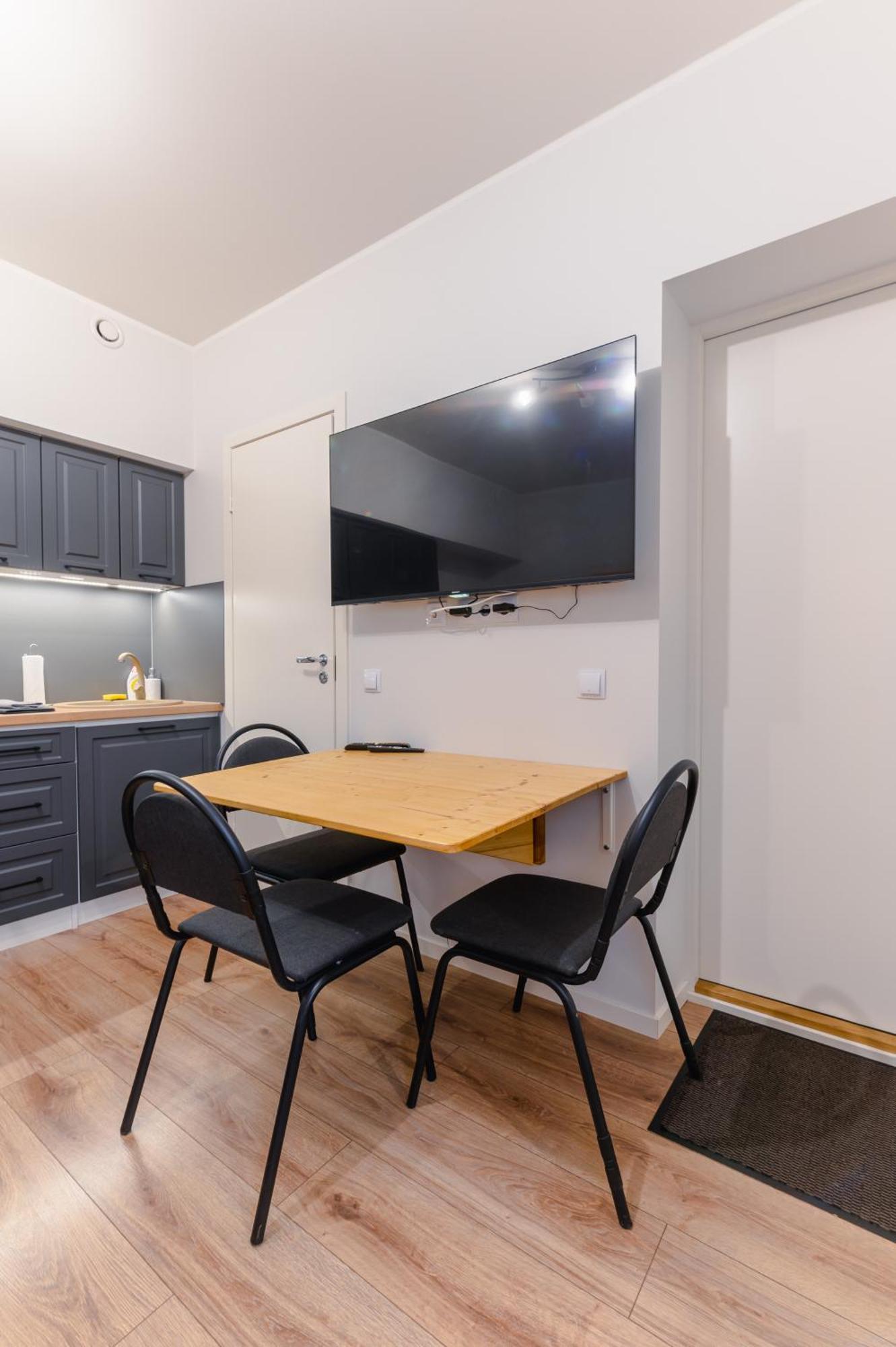 Posti Guesthouse Rakvere Exteriör bild
