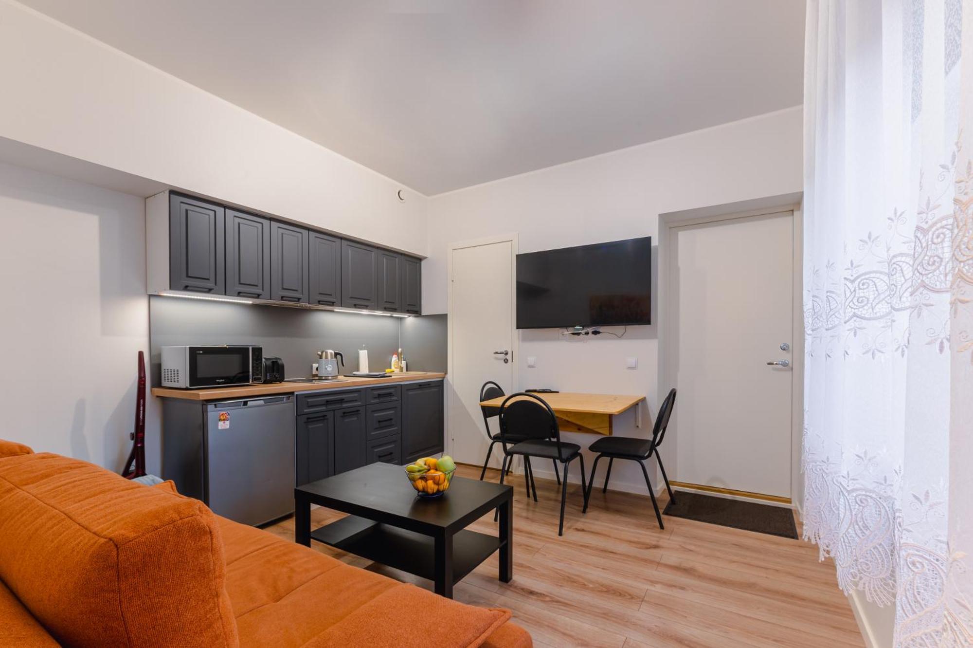 Posti Guesthouse Rakvere Exteriör bild
